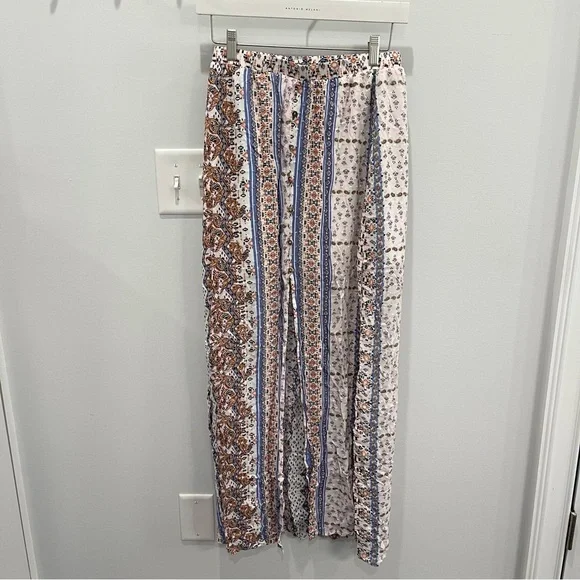 Francesca’s buttons Multicolor Aztec Patterned Sheet Maxi Skirt with Front Slit - Picture 9 of 10